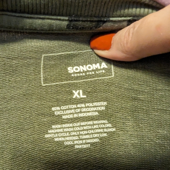Olive animal print xl lightweight sweatshirt - Picture 2 of 3